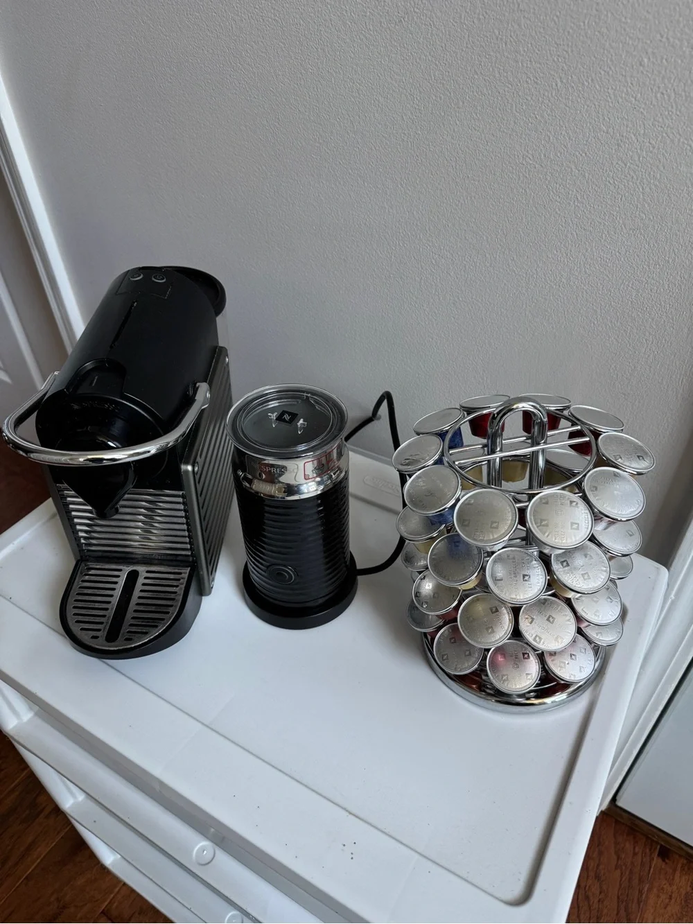 Nespresso Pixie Style Black Espresso Machine with Milk Frother & Espresso Pods